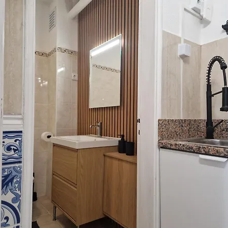 Apartment 5 Lagos