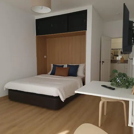 5 Apartment *